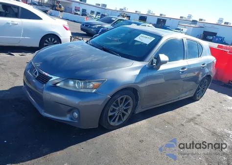 2013 Lexus Ct 200H z USA, uszkodzony, nr VIN JTHKD5BH3D2137035